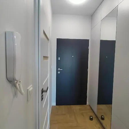 Apartament Z Pieknym Widokiem Nowy Dwor Mazowiecki Exterior photo